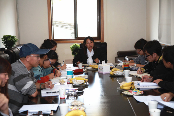 公司黨委副書記、紀(jì)委書記吳倩總結(jié)發(fā)言